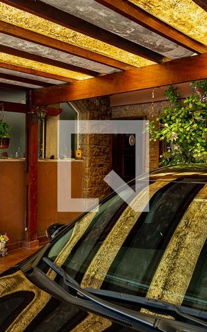 Casa à venda com 160m², 3 quartos e 2 vagas Casa à venda com 160m², 3 quartos e 2 vagasGaragem