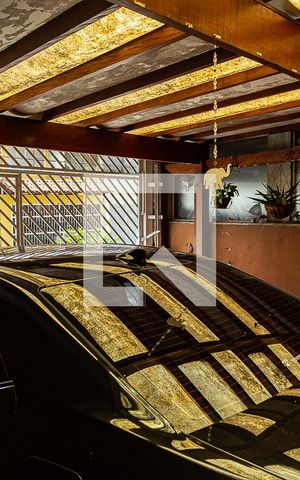 Casa à venda com 160m², 3 quartos e 2 vagas Casa à venda com 160m², 3 quartos e 2 vagasGaragem
