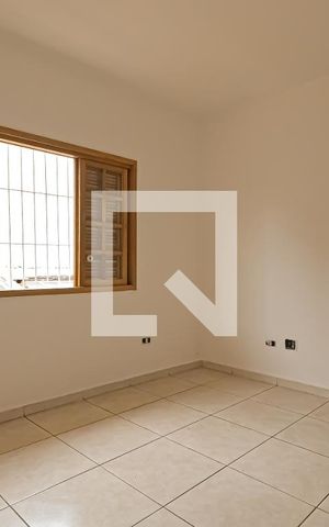 Casa à venda com 180m², 2 quartos e 2 vagasQuarto 2