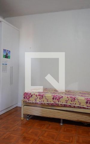 Casa à venda com 300m², 9 quartos e 4 vagasQuarto 2