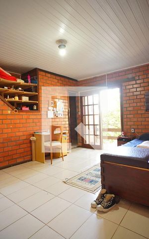 Casa à venda com 300m², 9 quartos e 4 vagasQuarto Suíte