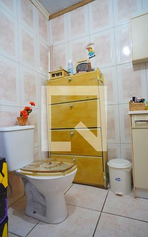 Casa à venda com 300m², 9 quartos e 4 vagasBanheiro suíte