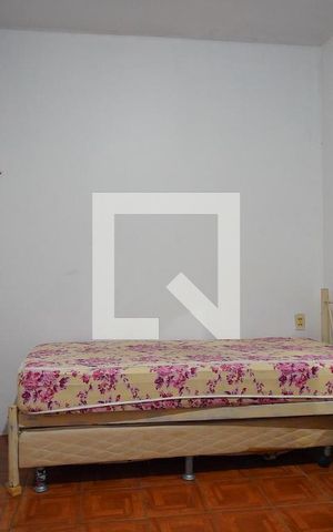 Casa à venda com 300m², 9 quartos e 4 vagasQuarto 2