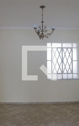 Casa à venda com 115m², 3 quartos e 2 vagassala