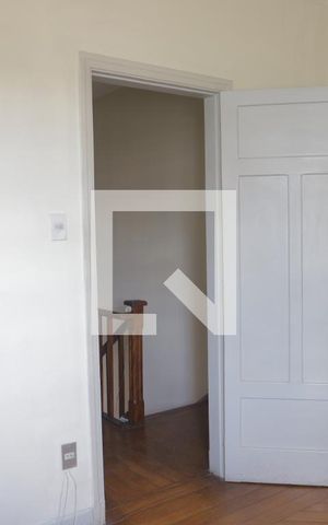 Casa à venda com 115m², 3 quartos e 2 vagasQuarto 01