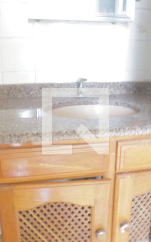 Casa à venda com 115m², 3 quartos e 2 vagasBanheiro  Edícula