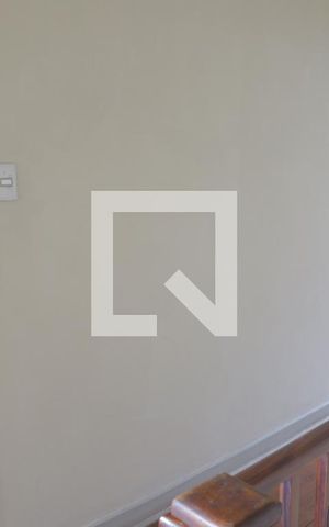 Casa à venda com 115m², 3 quartos e 2 vagasCorredor