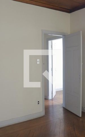 Casa à venda com 115m², 3 quartos e 2 vagasQuarto 02