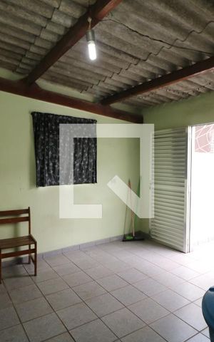 Casa para alugar com 110m², 2 quartos e 2 vagasÁrea de Serviço