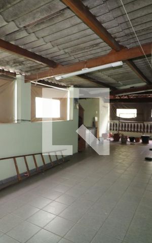Casa para alugar com 110m², 2 quartos e 2 vagasTerraço