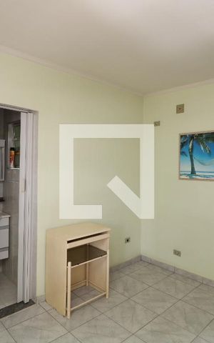 Casa para alugar com 110m², 2 quartos e 2 vagasSuite