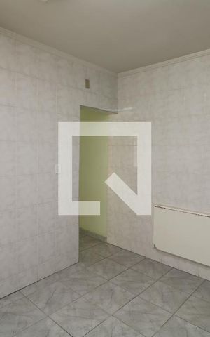 Casa para alugar com 110m², 2 quartos e 2 vagasCozinha