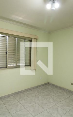 Casa para alugar com 110m², 2 quartos e 2 vagasQuarto