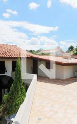 Casa à venda com 532m², 6 quartos e 4 vagasTerraço