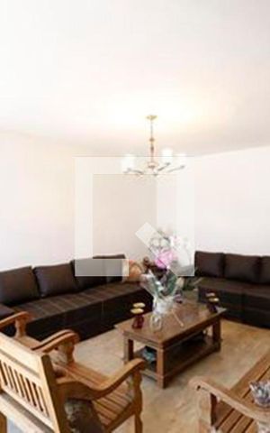 Casa à venda com 532m², 6 quartos e 4 vagasSala