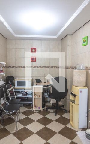 Casa à venda com 364m², 4 quartos e 6 vagas Casa à venda com 364m², 4 quartos e 6 vagasCozinha