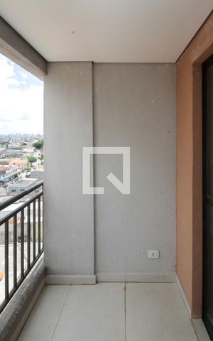 Apartamento à venda com 55m², 2 quartos e 1 vaga Apartamento à venda com 55m², 2 quartos e 1 vagaVaranda