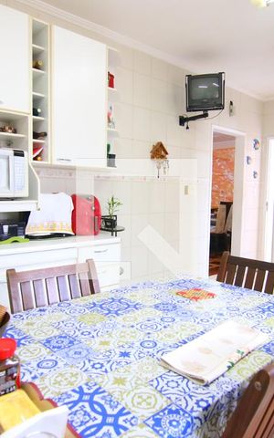 Casa à venda com 180m², 2 quartos e 3 vagasCozinha