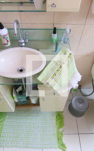 Casa à venda com 180m², 2 quartos e 3 vagasBanheiro