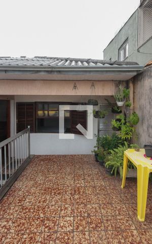 Casa à venda com 117m², 3 quartos e 2 vagas Casa à venda com 117m², 3 quartos e 2 vagasterraço