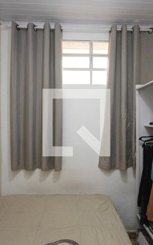 Casa à venda com 117m², 3 quartos e 2 vagas Casa à venda com 117m², 3 quartos e 2 vagasQuarto 02