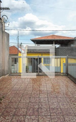 Casa à venda com 117m², 3 quartos e 2 vagas Casa à venda com 117m², 3 quartos e 2 vagasterraço