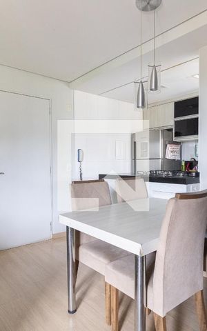Apartamento para alugar com 72m², 3 quartos e 1 vaga Apartamento para alugar com 72m², 3 quartos e 1 vagaSala