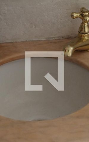 Casa à venda com 398m², 3 quartos e 4 vagasDetalhe - Lavabo 1 - Pia