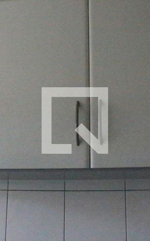 Casa à venda com 398m², 3 quartos e 4 vagasDetalhe - Área de Serviço - armários