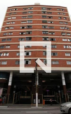 Apartamento para alugar com 42m², 2 quartos e sem vaga Apartamento para alugar com 42m², 2 quartos e sem vagaFachada
