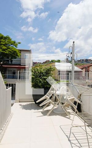 Casa de condomínio para alugar com 340m², 3 quartos e 3 vagas Casa de condomínio para alugar com 340m², 3 quartos e 3 vagasVaranda da Sala 3