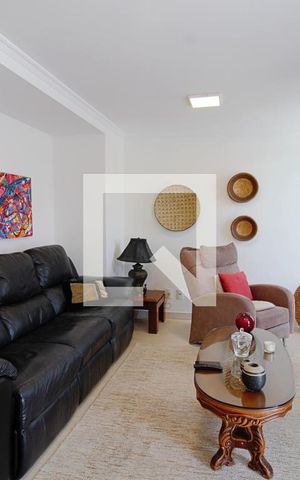 Casa de condomínio para alugar com 340m², 3 quartos e 3 vagas Casa de condomínio para alugar com 340m², 3 quartos e 3 vagasSala 3