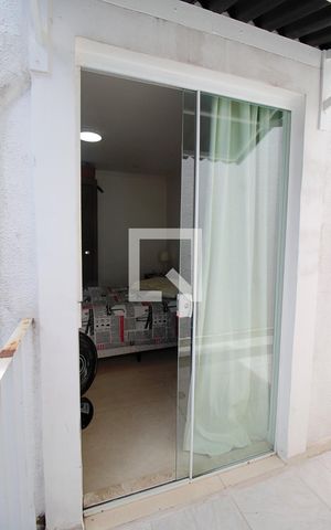 Casa de condomínio para alugar com 340m², 3 quartos e 3 vagas Casa de condomínio para alugar com 340m², 3 quartos e 3 vagasVaranda da Suíte 2