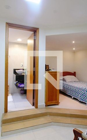 Casa de condomínio para alugar com 340m², 3 quartos e 3 vagas Casa de condomínio para alugar com 340m², 3 quartos e 3 vagasSuíte 1