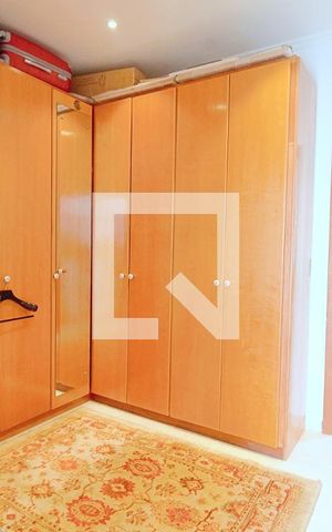 Casa de condomínio para alugar com 340m², 3 quartos e 3 vagas Casa de condomínio para alugar com 340m², 3 quartos e 3 vagasSuíte 3