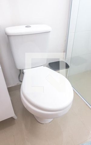 Casa à venda com 280m², 3 quartos e 4 vagas Casa à venda com 280m², 3 quartos e 4 vagasBanheiro suíte