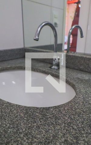 Apartamento à venda com 33m², 1 quarto e sem vaga Apartamento à venda com 33m², 1 quarto e sem vagaBanheiro