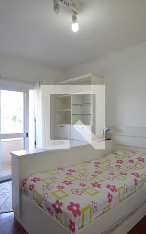 Casa à venda com 330m², 4 quartos e 3 vagasQuarto 1 com Varanda