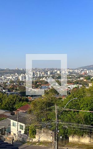 Casa à venda com 330m², 4 quartos e 3 vagasVista