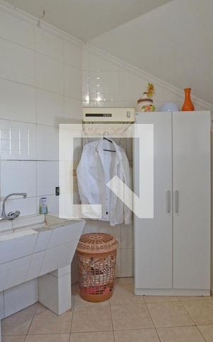 Casa à venda com 330m², 4 quartos e 3 vagasÁrea de Serviço