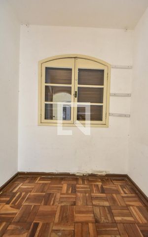 Casa à venda com 150m², 3 quartos e 2 vagasQuarto de Serviços 