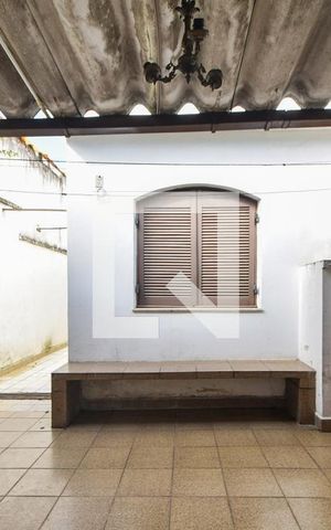 Casa à venda com 150m², 3 quartos e 2 vagasChurrasqueira 