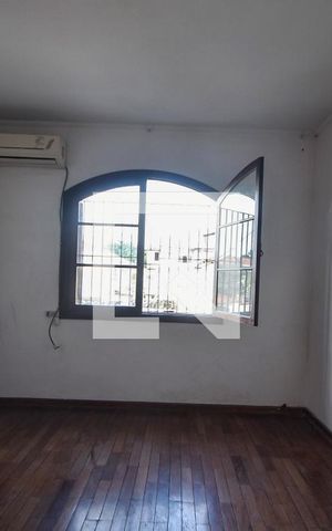 Casa à venda com 150m², 3 quartos e 2 vagasSuíte 01