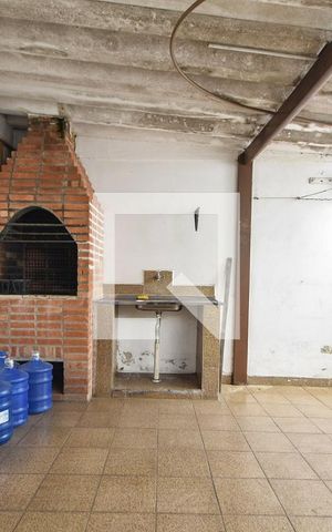 Casa à venda com 150m², 3 quartos e 2 vagasChurrasqueira 