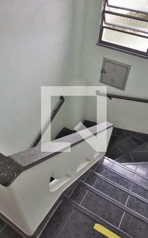 Apartamento para alugar com 67m², 2 quartos e sem vagaÁrea Comum - Escadas para o Apartamento