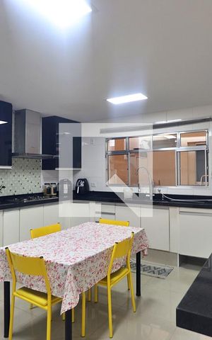 Casa para alugar com 184m², 3 quartos e 4 vagasCozinha