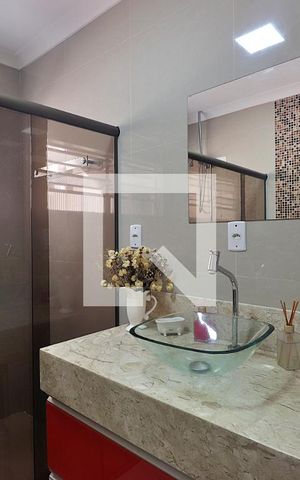 Casa para alugar com 184m², 3 quartos e 4 vagasBanheiro Social