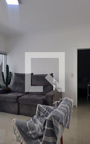 Casa para alugar com 184m², 3 quartos e 4 vagasSala