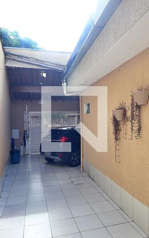 Casa para alugar com 184m², 3 quartos e 4 vagasQuintal