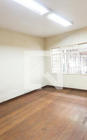 Casa à venda com 195m², 3 quartos e 1 vagaSala